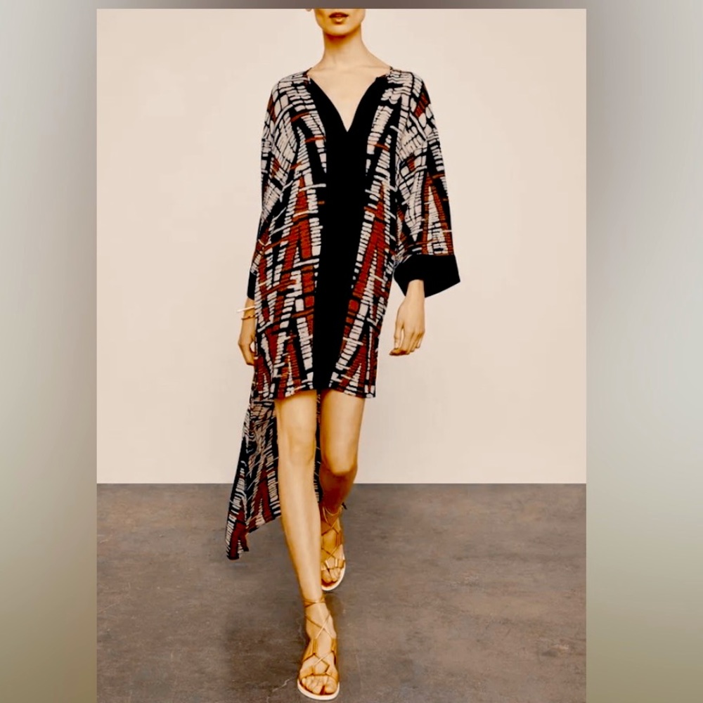NEW BCBGMAXAZRIA ABSTRACT CHEVRON HIGH-LOW DRESS UKN66P30/L600A